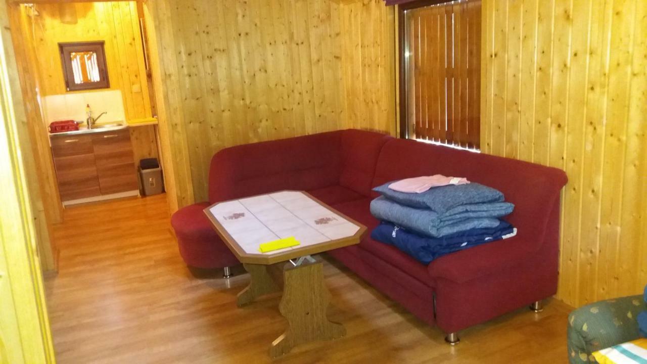 Domki Nad Jeziorem W Karlowicach Karlowice Εξωτερικό φωτογραφία